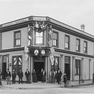 Wakatu Hotel